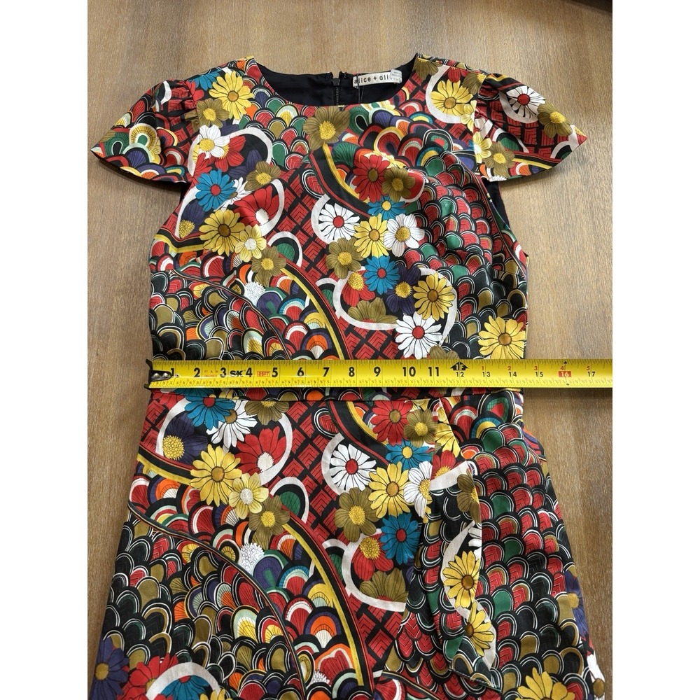 Alice + Olivia Kirby Ruffle Dress in the Floral Melody Size 8 - Picture 4 of 14